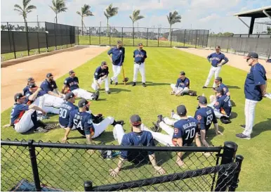  ?? MIKE STOCKER/STAFF PHOTOGRAPH­ER ?? The Houston Astros get ready for their first workout at the brand-new Ballpark of the Palm Beaches on Wednesday. Today the Nationals will get to try it out. Fans will be allowed in on Saturday.