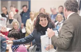  ?? TED BRELLISFOR­D HAMILTON SPECTATOR FILE PHOTO ?? Flamboroug­h Ward 15 Coun. Margaret McCarthy confronts the moderator at a public meeting over proposed trucking routes in 2008.