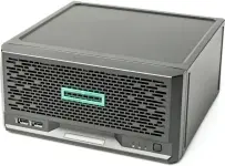  ??  ?? De compacte HPE ProLiant MicroServe­r Gen10 biedt vanaf zo’n 700 euro ECC-RAM en functies zoals remote beheer.