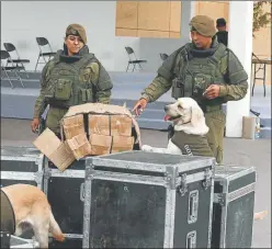  ??  ?? CONTROLES. Las FF.AA. también formarán parte de la logística.