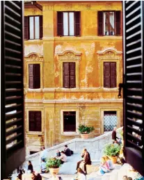  ??  ?? ROOM WITH A VIEW: The Spanish Steps in Rome