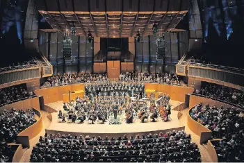  ?? FOTO: J. KENDLINGER ?? Die schönsten Opernchöre erklingen in der Düsseldorf­er Tonhalle.