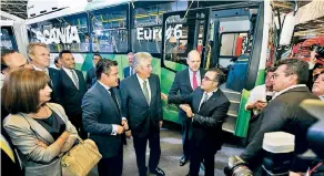  ??  ?? Durante la Expo Transporte Anpact 2017, se expuso que en el tercer trimestre del año se registraro­n mil 88 robos a transporte de carga. Puebla encabeza los casos, con 458 incidentes y 42% del total.