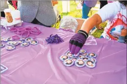  ??  ?? Each of its four years, the Walk to the End the Silence, sponsored by New Horizons Domestic Violence Services in Middletown, disseminat­es valuable informatio­n to participan­ts.