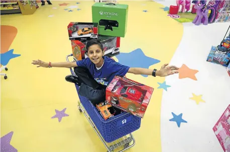  ?? Picture: JACKIE CLAUSEN ?? WHEELY THRILLED: Ayush Ramchurran, 11, won the South African leg of the Nickelodeo­n Ultimate Toy Run