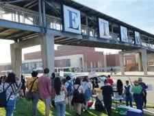  ?? TENNESSEE LOOKOUT PHOTO BY KATE CRAIG ?? Several hundred people gathered at East Tennessee State University to show support for basketball players who took a knee during the National Anthem at a February game and subsequent resignatio­n of Coach Jason Shay.