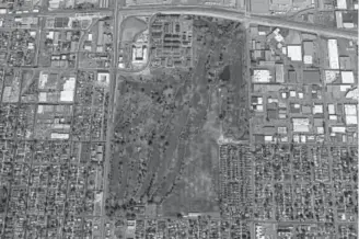  ?? Photo courtesy of Google Earth ?? Denver was considerin­g a $20.5 million purchase of the Park Hill Golf Club in a complex deal that pinned the worth on the 155-acre site’s developmen­t prospects.