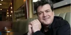  ?? FRANK GUNN/THE CANADIAN PRESS ?? Bay City Rollers singer Les McKeown is optimistic that a reunion of the Scottish band, famous for hits such as Saturday Night, is possible.