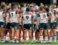  ?? PHOTO: PHOTOSPORT. ?? Warriors assistant coach Andrew Mcfadden didn’t hold back when addressing the team on Saturday.