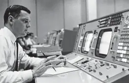  ?? Courtesy NASA ?? Glynn Lunney is shown in Houston during an Apollo simulation exercise in 1965. His work spanned from the Mercury through the space shuttle programs.