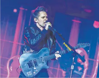  ??  ?? Ein würdiger Abschluss für das Festivalwo­chenende: Matt Bellamy und seine Band Muse.