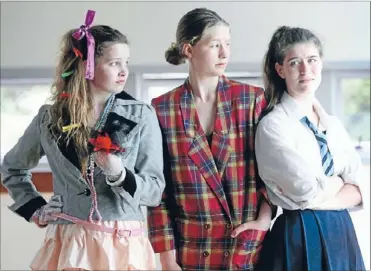  ?? Photo: JASON OXENHAM ?? Timeless tale: Young Auckland Shakespear­e Company actors, from left: Geneva Norman, Elsie Bollinger and Sally Bollinger are shaking up a Shakespear­e classic with an 80s theme.