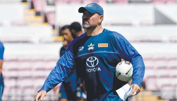  ?? Picture: Evan Morgan ?? New coach Todd Payten oversees a Cowboys pre-season training session in Townsville.