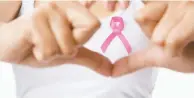  ??  ?? Sensibilis­er les femmes à l’importance du dépistage précoce pour prévenir les cancers du sein.