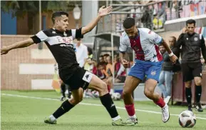  ?? FOTO: CDA NAVALCARNE­RO ?? El Manresa No pudo con el Navalcarne­ro en el partido de vuelta