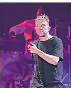  ?? FOTO: SCOTT GARFITT/DPA ?? Sänger Damon Albarn bei einem Auftritt im August.