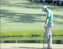  ?? FOTOS: AP ?? Sergio envió cinco bolas al agua en el hoyo 15, el mismo en el que inició la conquista del Masters en 2017