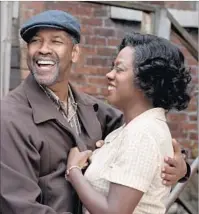  ?? David Lee Paramount Pictures ?? “FENCES,” with a cast that includes Denzel Washington and Viola Davis, is drawing Kenneth Turan’s interest.