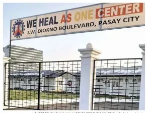  ??  ?? PHOTOGRAPH BY MANNY ANGELES FOR THE DAILY TRIBUNE @tribunephl_mba Space for the sick People with mild cases of Covid-19 are urged to isolate in quarantine facilities to help ease congestion in hospitals.