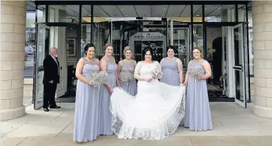  ??  ?? Bride’s helpers Laura with maid of honour Stacey and bridesmaid­s Niamh, Lorraine, Tina and Deirdre