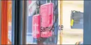  ?? BLOOMBERG ?? Handbags would help Samsonite fill a gap as the company focuses on boosting sales of nontravel products to women