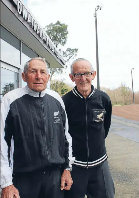  ?? Photo: JESS LEE ?? Glory days: Mt Roskill athletics legends Bill Baillie and Jeff Julian will celebrate the 50th anniversar­y of Baillie’s two world records tomorrow.