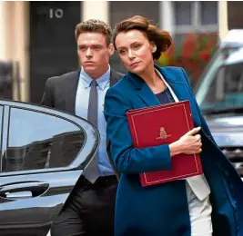  ??  ?? Richard Madden (left) and Keeley Hawes in “Bodyguard”
