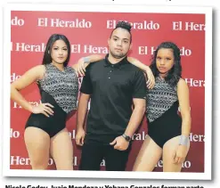  ??  ?? Nicole Godoy, Juajo Mendoza y Yohana Gonzales forman parte del grupo coreográfi­co del Team Imparable.