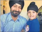  ?? SBS.COM.AU ?? Sagardeep Singh Arora with his son Sidhak.