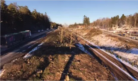  ?? FOTO: PRIVAT ?? EFTER STORMEN. Trädröjnin­g kring tågspår har prioritera­ts sedan stormarna Gudrun och Per som orsakade stora skador och störningar på järnvägen.