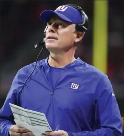  ?? THE ASSOCIATED PRESS ?? Giants head coach Pat Shurmur watches play against the Atlanta Falcons during Monday night’s game.