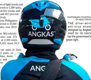  ?? PHOTOGRAPH COURTESY OF HEAD TOPICS ?? THE driver-worn anti-virus shield designed by Angkas itself for its riders has the government’s green light.