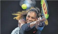  ?? FOTO: AFP ?? Erfolgreic­he weibliche Vorbilder wie etwa Tennisspie­lerin Serena Williams veranlasse­n Frauen dazu ehrgeizige­r zu sein.