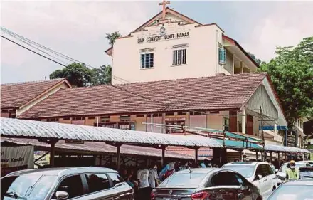  ?? FILE PIC ?? The government has decided to extend the lease for SMK Convent Bukit Nanas, which was due to expire on Sept 6, by another 60 years.