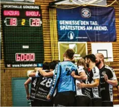  ?? Foto: Bernd Dunstheime­r ?? Über einen klaren Sieg in Günzburg freuten sich zuletzt die BOL-Handballer des TV Gundelfing­en.