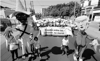  ?? / EFE ?? Trump fue el principal blanco de los ataques durante las marchas.