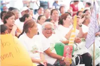  ?? ?? ▮ Javier Díaz, candidato a la Alcaldía, se comprometi­ó a construir más centros comunitari­os, pues los saltillens­es los requieren.