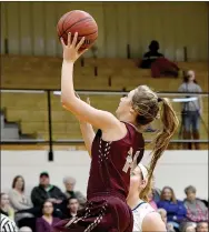  ?? Bud Sullins/Special to the Herald-Leader ?? Siloam Springs sophomore Chloe Price goes up for a shot Saturday against Pryor (Okla.) in the third-place game of the Jerry Oquin Invitation­al in Inola, Okla.