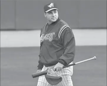  ?? Don Kelsen Los Angeles Times ?? MIKE SCIOSCIA is shown during his first spring training as Angels manager. He lightened the mood with morning meetings designed to improve team bonding and morale that quickly became legendary.