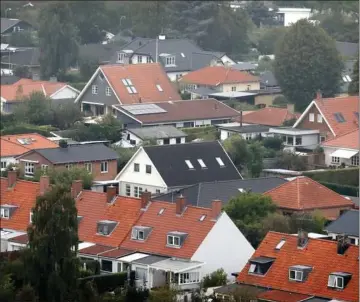  ?? Jens Dresling ?? Salget af huse stiger, men ikke meget. Markedet traekkes ned af udviklinge­n i og omkring København.
Arkivfoto:
