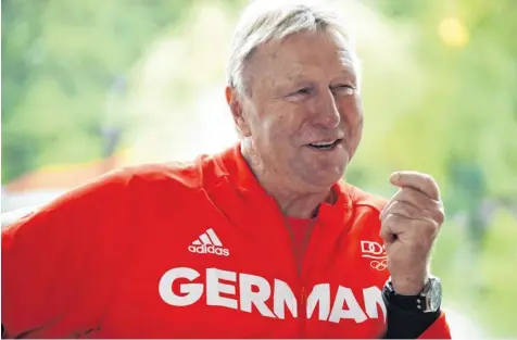  ?? Foto: Hartenfels­er/imago ?? Horst Hrubesch ist schon jetzt zufrieden mit dem olympische­n Fußballtur­nier. Nun will er mit seinen Jungs einen goldenen Abschluss seiner Trainerkar­riere beim DFB erreichen.