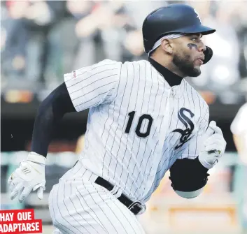  ?? Archivo ?? El toletero cubano Yoan Moncada, de los Medias Blancas de Chicago, es uno de los peloteros que coincide en que los equipos buscan amoldarse a las nuevas condicione­s.