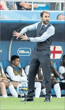  ?? F: EFE ?? El selecciona­dor inglés Gareth Southgate ha confeccion­ado un equipo muy competitiv­o