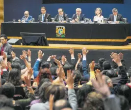  ?? / CUARTOSCUR­O ?? informó al Consejo Universita­rio de la detención de 52 narcomenud­istas afuera de CU