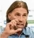  ?? Foto: Ulrich Wagner ?? Einen „einfachen Plan“will FCA-Trainer Martin Schmidt seinen Spielern vorgeben.
