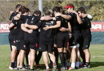  ?? (Patrick Blanchard) ?? Bien que légèrement remanié en l’absence de nombreux cadres, le RCT de Mike Ford partira avec les faveurs des pronostics contre Lyon cet après- midi. Mais rien ne sera facile face à cet ambiteux promu à l’accent provençal.