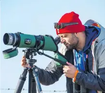  ?? PHOTOS: YOUSIF ATTIA/THE CANADIAN PRESS ?? Yousif Attia, 35, became a birdwatche­r back in high school and his passion has continued since.