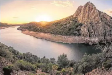  ?? // B. DURÁN ?? Alto del Gitano en Montfragüe. España reúne ecosistema­s muy diferentes