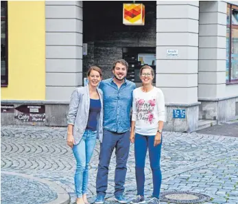  ?? FOTO: STEPHANIE SCHUMANN ?? Freuen sich auf Gegner für den Dreiländer-Marathon (von links): Julia Baumann, Michael Scheyer und Simone Lindenmüll­er.