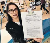  ?? IARA MORSELLI / ESTADÃO ?? Como acontece em cada pleito no País, fotógrafos da coluna visitaram vários colégios eleitorais, como Dante Alighieri, Santa Cruz, Madre Alix, Concept e Nossa Senhora de Sion, para registrar eleitores em dia de votação. Notou-se menor entusiasmo, mas presença maciça. 1. Fausto Silva.2. Glória Coelho _ que teve problemas com sua urna e registrou. 3. Alexandre de Moraes4. Maureen Bisilliat. 5. Helô Pinheiro. 6. Geyse, Miguel, Rafaela e Abilio Diniz. 7. Carlito Carvalhosa. 8. Lyra Delírio. 9. Ana Lucia Serra. 10. Marina Lafer. 11. Sonia Guarita. 12. Gil Leite. 13. Tufi Duek e Natalie Klein. 14. Malu Montoro e Carlos Pedro Jens. 15. Cassio Vasconcell­os. 16. Paula Ferber e Andre. 17. Rafael Cortez. 18. André Fischer. 19. Mona Milan.20. Esther Proença Soares e Otávio Soares. 21. Estela e Fernanda Young. 2.